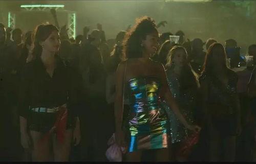 国产乱色,揭秘我国色彩艺术的独特魅力  第2张